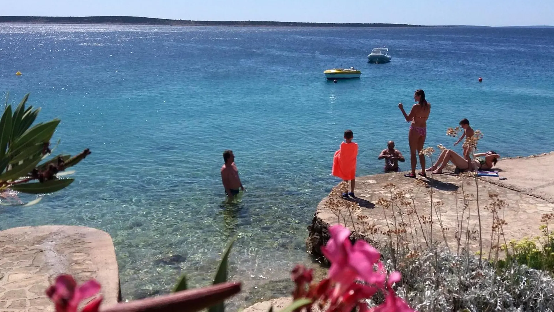 Apartments By The Sea Mandre, Pag - 22606 Kolan