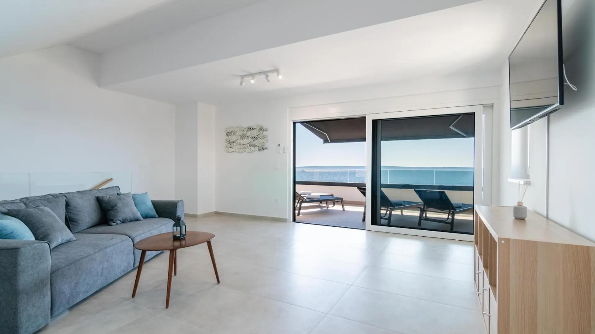 Apartments By The Sea Mandre, Pag - 22606 Kolan Chorvatsko